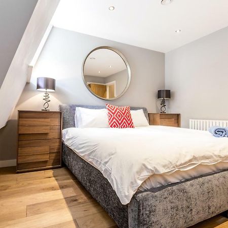 The Sweet Mews - Large 4Bdr Home London Bagian luar foto