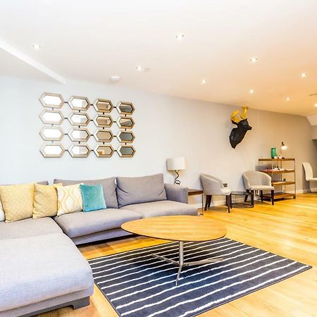 The Sweet Mews - Large 4Bdr Home London Bagian luar foto
