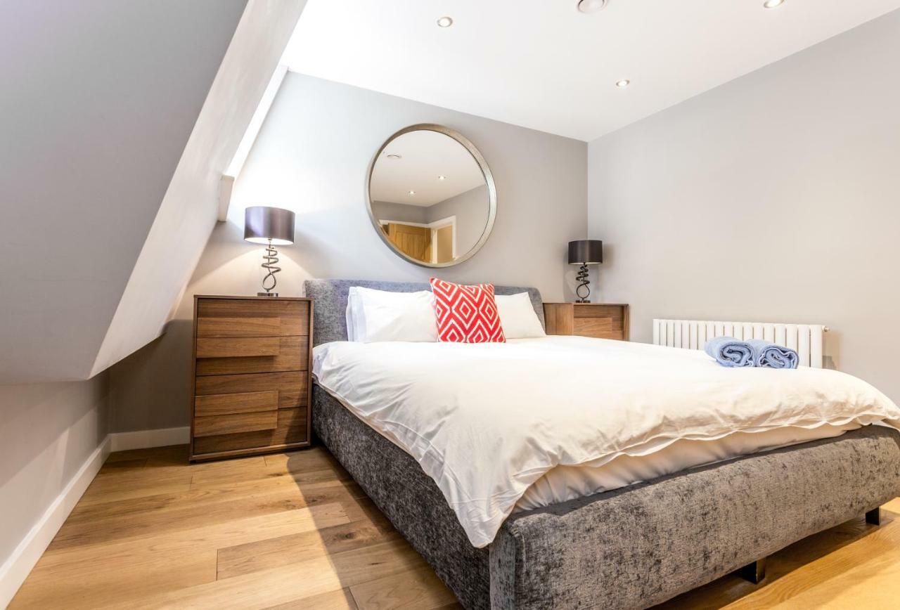 The Sweet Mews - Large 4Bdr Home London Bagian luar foto