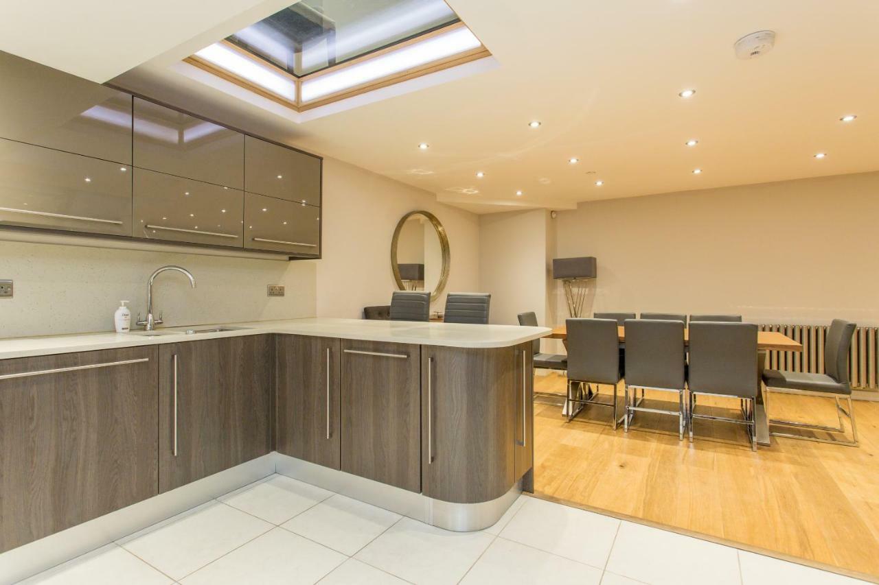 The Sweet Mews - Large 4Bdr Home London Bagian luar foto