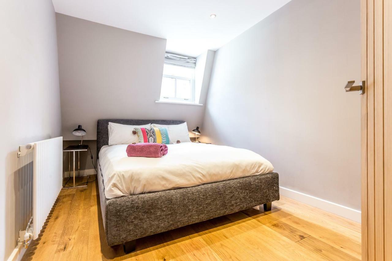The Sweet Mews - Large 4Bdr Home London Bagian luar foto