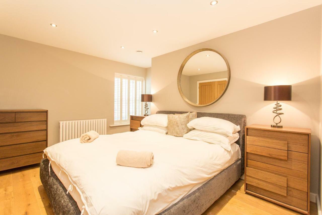 The Sweet Mews - Large 4Bdr Home London Bagian luar foto