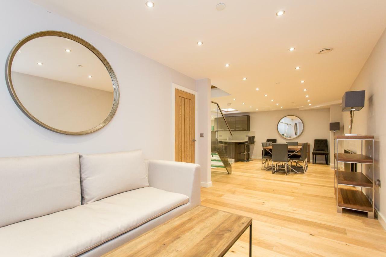 The Sweet Mews - Large 4Bdr Home London Bagian luar foto