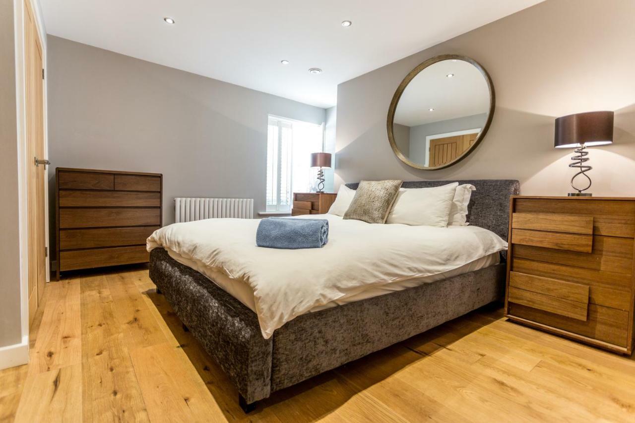 The Sweet Mews - Large 4Bdr Home London Bagian luar foto