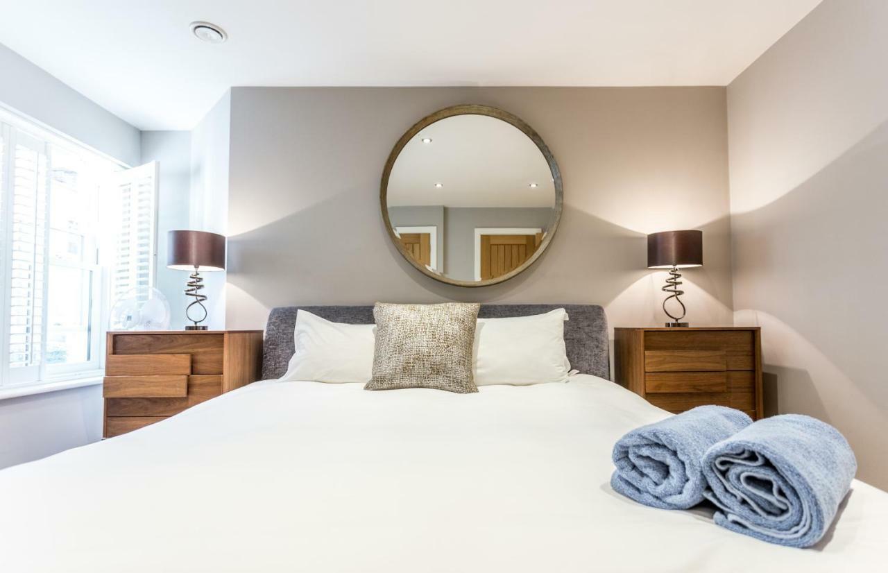The Sweet Mews - Large 4Bdr Home London Bagian luar foto