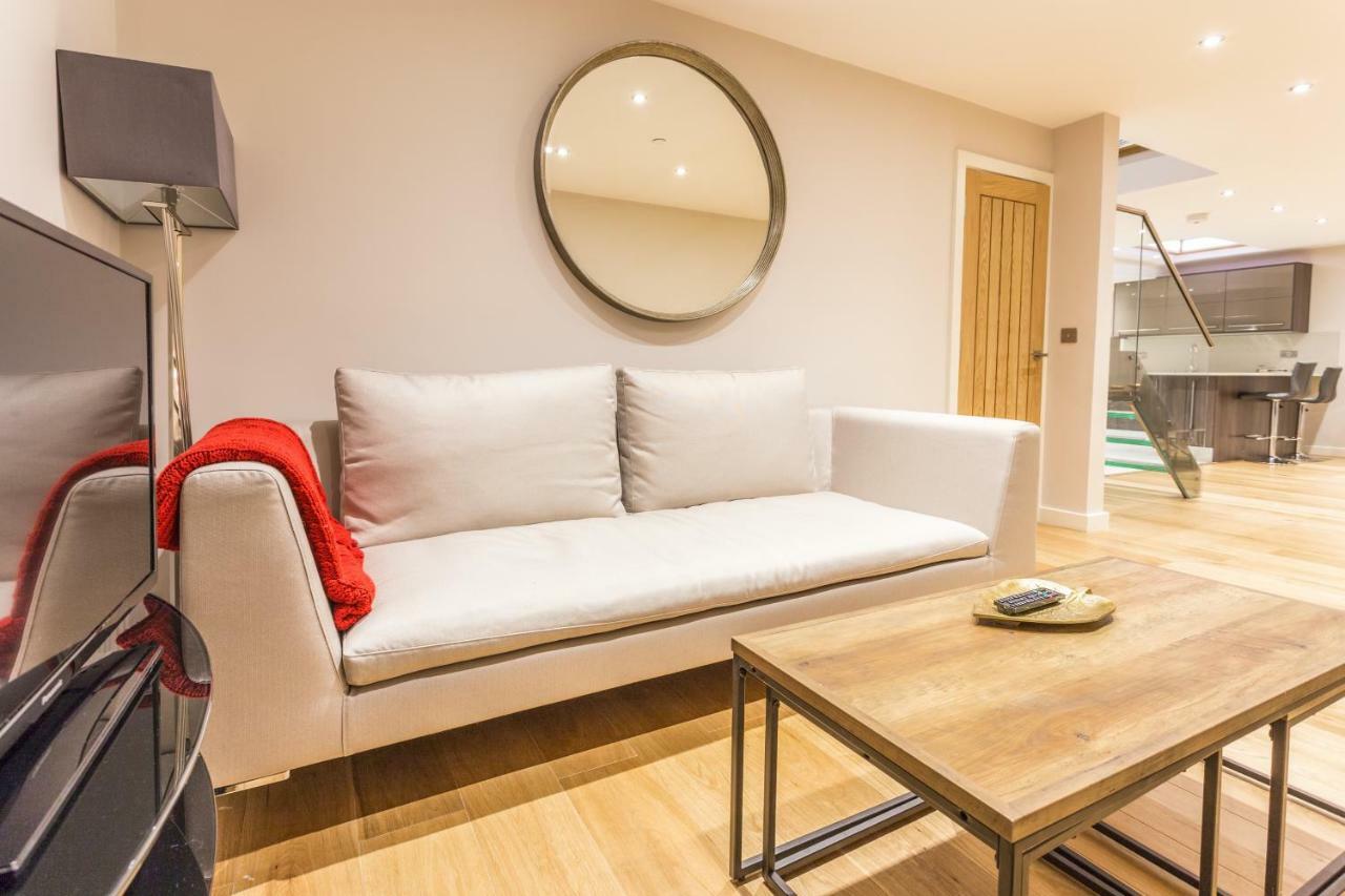 The Sweet Mews - Large 4Bdr Home London Bagian luar foto